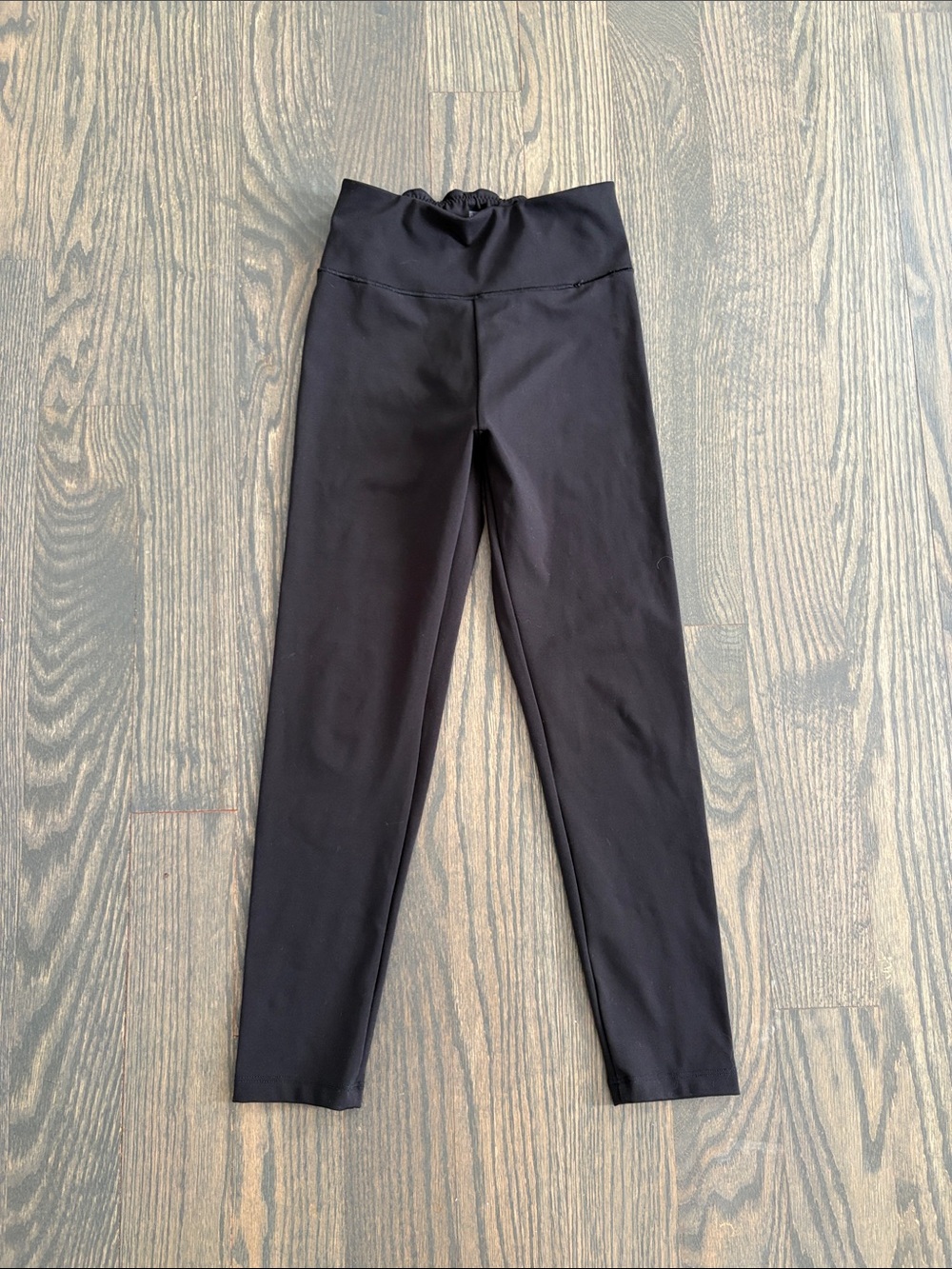 Uniqlo Black Performance Leggings